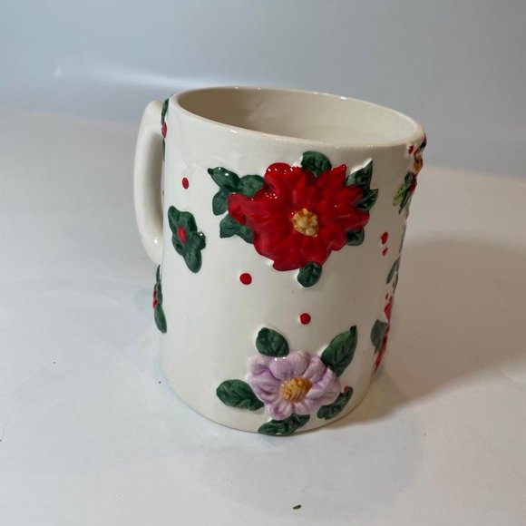 Vintage Christmas Mug - Picture 2 of 2
